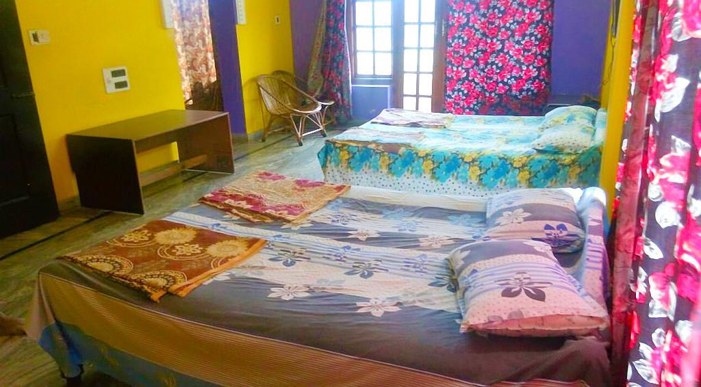 Sri Devi Comforts Hotel Chikmagalūr Buitenkant foto